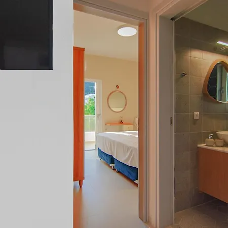 Vakakis Family Luxury 2 *